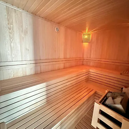 Apartment Silence Garden